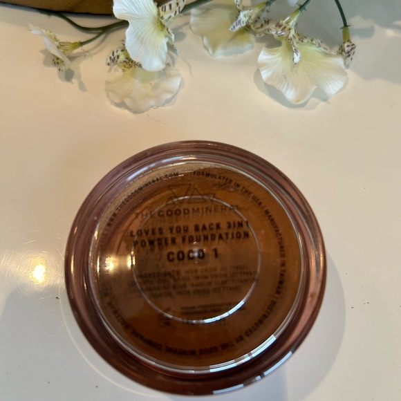 Foundation Powder - Coco 1 - Picture 6 of 7